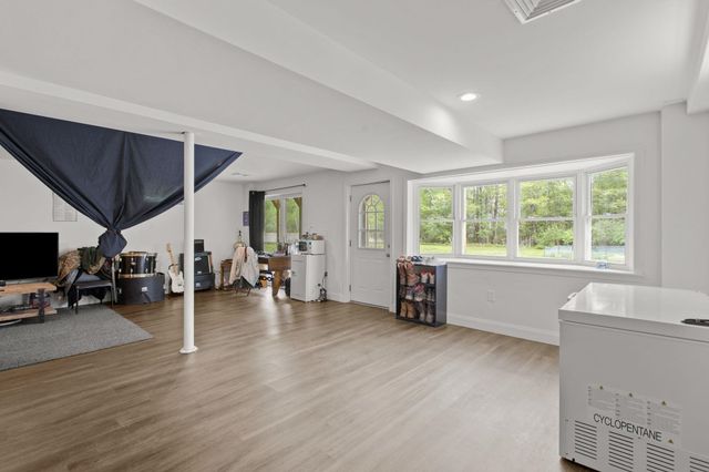 74 Little River Road, Kingston, NH 03848