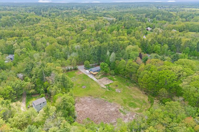 74 Little River Road, Kingston, NH 03848
