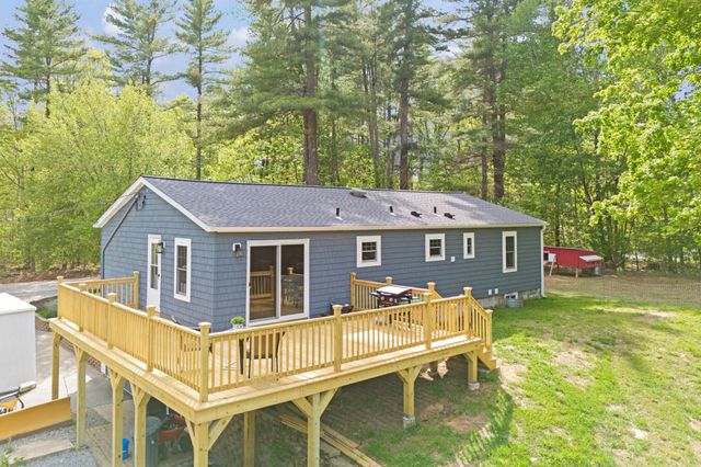 74 Little River Road, Kingston, NH 03848