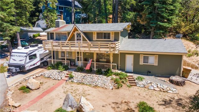 37667 Live Oak Street, Angelus Oaks, CA 92305