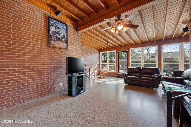 4155 LONDON Road, Jacksonville, FL 32207