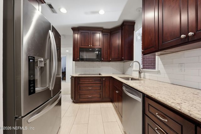 4155 LONDON Road, Jacksonville, FL 32207