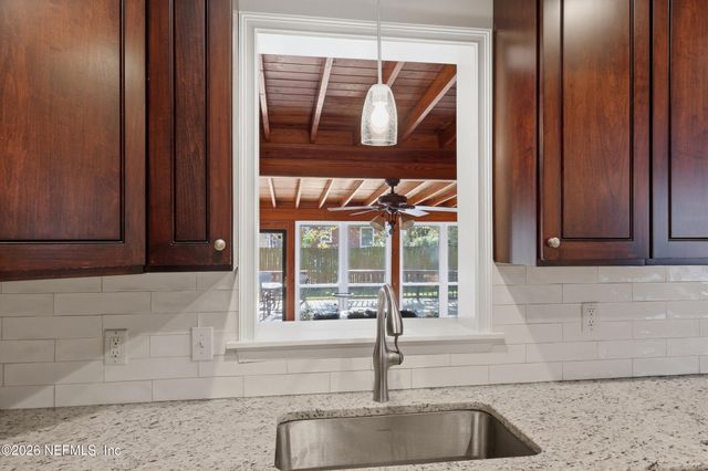 4155 LONDON Road, Jacksonville, FL 32207