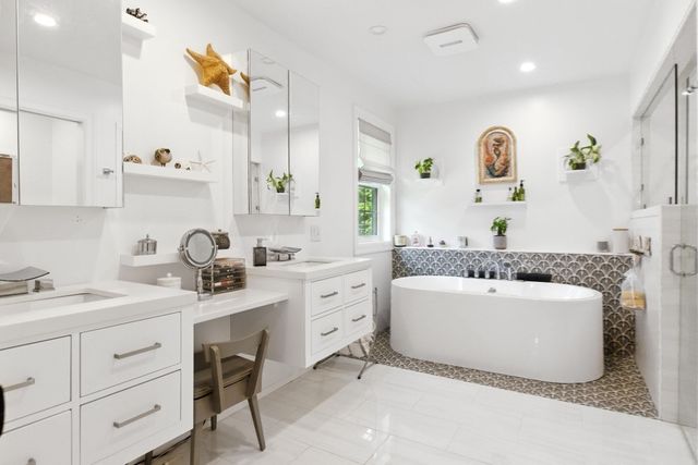 60 Claybrook Road, Dover, MA 02030