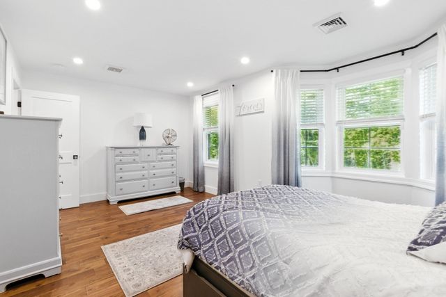 60 Claybrook Road, Dover, MA 02030