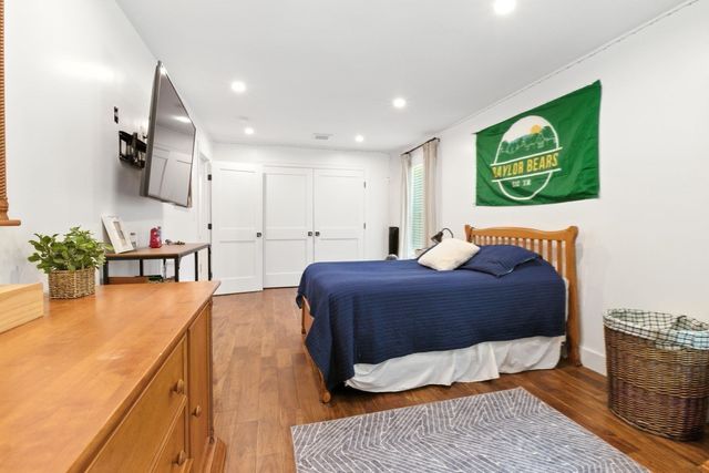 60 Claybrook Road, Dover, MA 02030