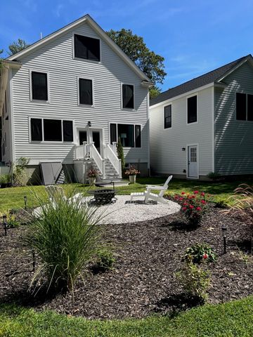 60 Claybrook Road, Dover, MA 02030