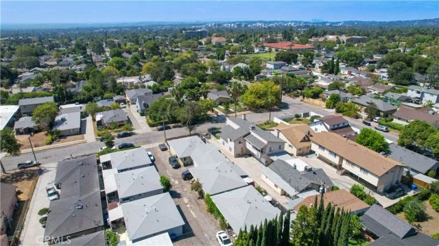 1717 Atchison, Pasadena, CA 91104