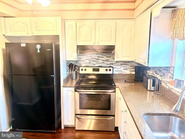 18203 SMOKE HOUSE CT, Germantown, MD 20874