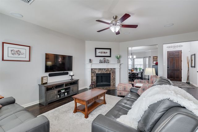 15121 Seventeen Lakes Boulevard, Fort Worth, TX 76262