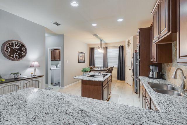 15121 Seventeen Lakes Boulevard, Fort Worth, TX 76262