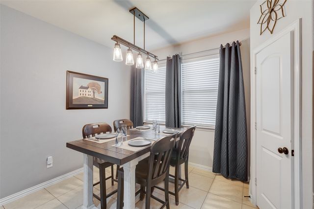 15121 Seventeen Lakes Boulevard, Fort Worth, TX 76262