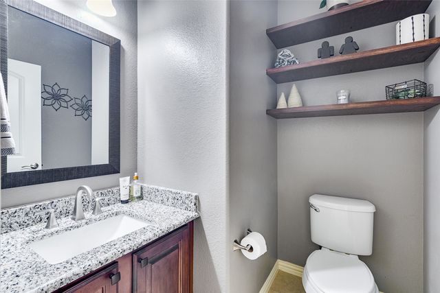 15121 Seventeen Lakes Boulevard, Fort Worth, TX 76262