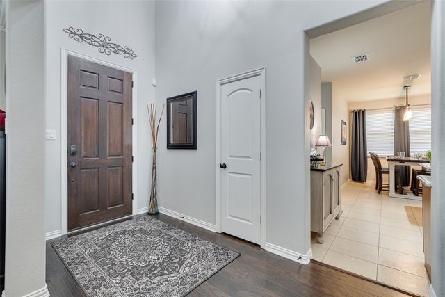 15121 Seventeen Lakes Boulevard, Fort Worth, TX 76262