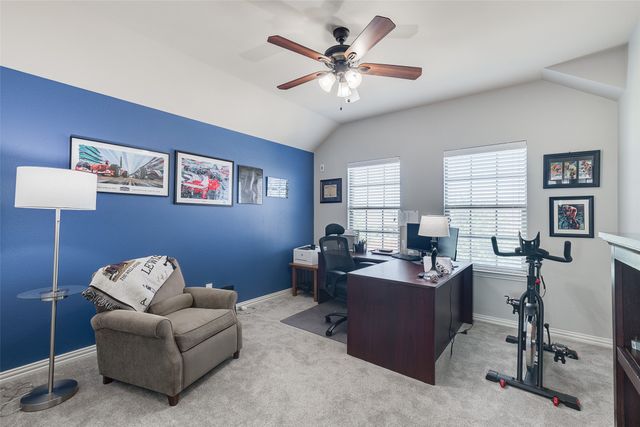 15121 Seventeen Lakes Boulevard, Fort Worth, TX 76262