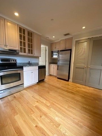 100 Salem Street Suite 5, Boston, MA 02113