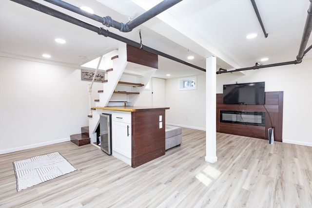 3 Woekel Ter, Methuen, MA 01844