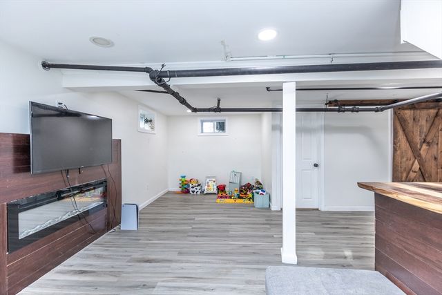 3 Woekel Ter, Methuen, MA 01844