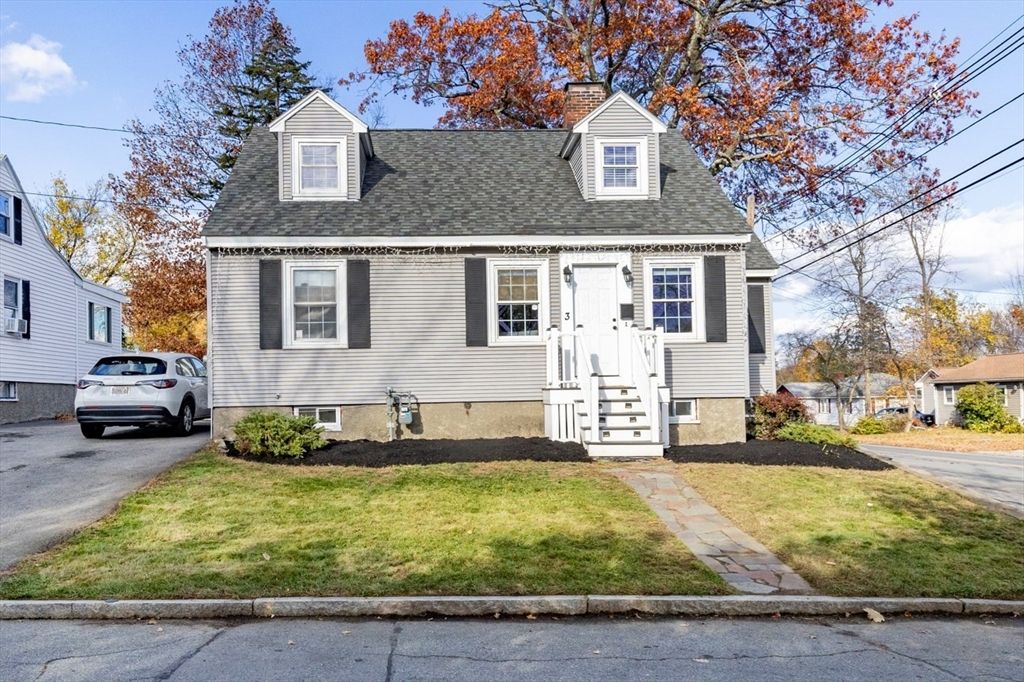 3 Woekel Ter, Methuen, MA 01844