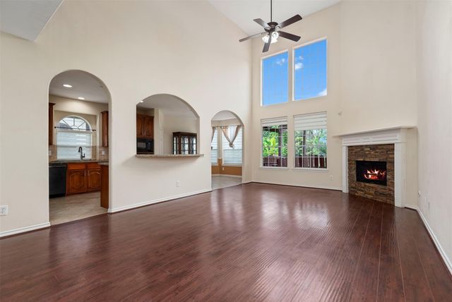 5719 Indigo Trails Drive, Richmond, TX 77469