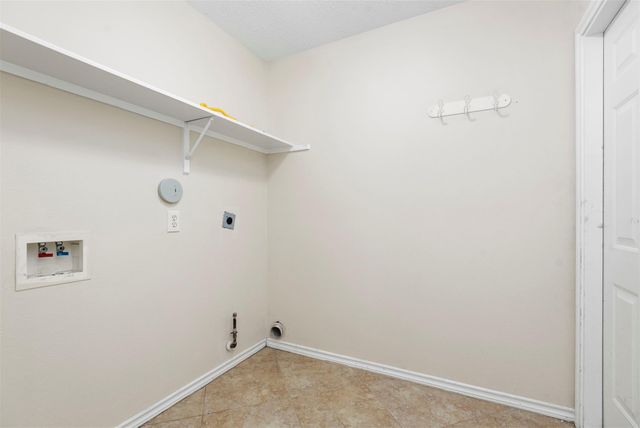 5719 Indigo Trails Drive, Richmond, TX 77469