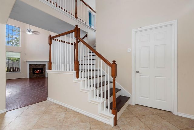 5719 Indigo Trails Drive, Richmond, TX 77469