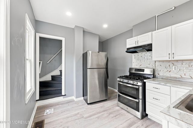 320 Rutherford Avenue, Trenton, NJ 08618