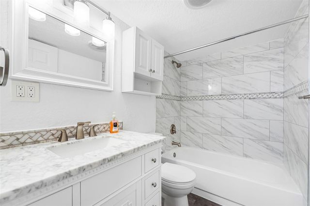 14900 GULF BOULEVARD 304, Madeira Beach, FL 33708