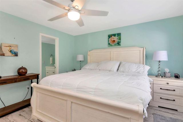 4230 36TH AVENUE S B, St Petersburg, FL 33711