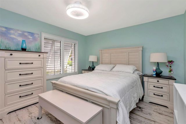 4230 36TH AVENUE S B, St Petersburg, FL 33711