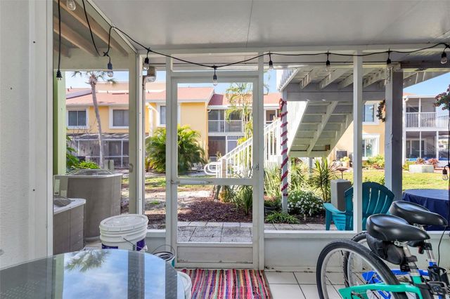 4230 36TH AVENUE S B, St Petersburg, FL 33711