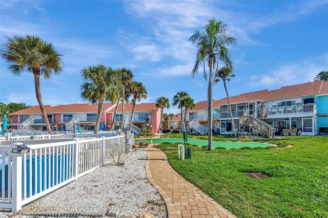 4230 36TH AVENUE S B, St Petersburg, FL 33711