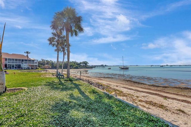 4230 36TH AVENUE S B, St Petersburg, FL 33711