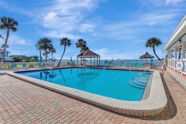 4230 36TH AVENUE S B, St Petersburg, FL 33711