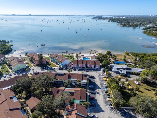 4230 36TH AVENUE S B, St Petersburg, FL 33711