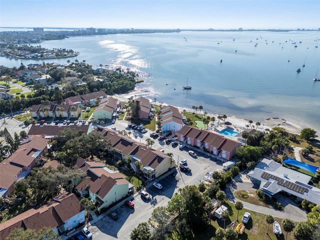 4230 36TH AVENUE S B, St Petersburg, FL 33711