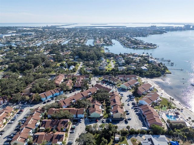 4230 36TH AVENUE S B, St Petersburg, FL 33711