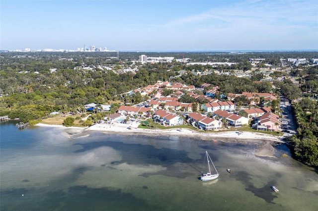 4230 36TH AVENUE S B, St Petersburg, FL 33711