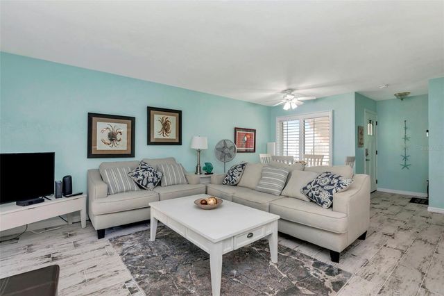 4230 36TH AVENUE S B, St Petersburg, FL 33711