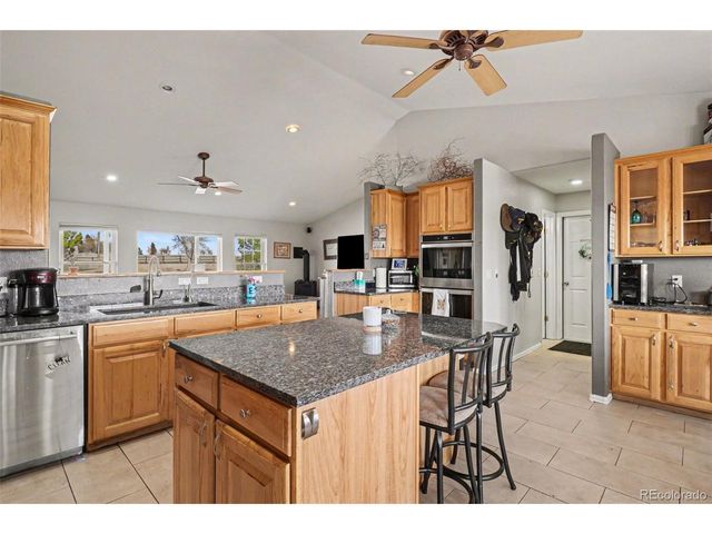 937 Snow Lake Ct, Watkins, CO 80137