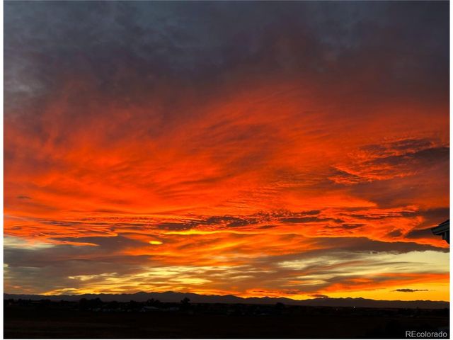 937 Snow Lake Ct, Watkins, CO 80137