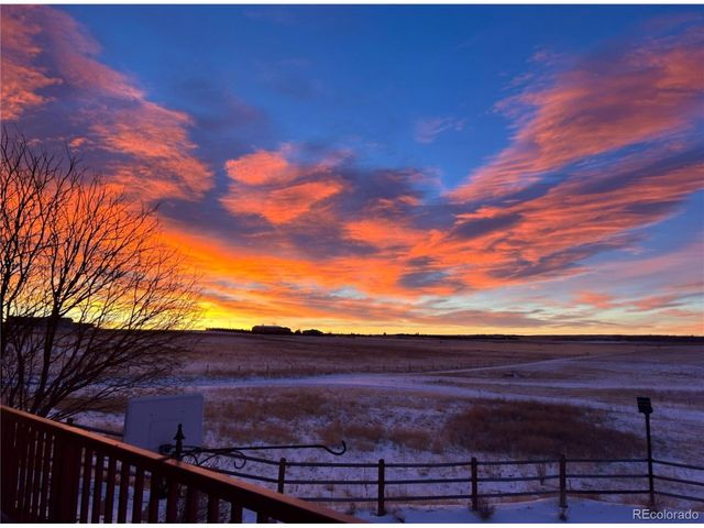 937 Snow Lake Ct, Watkins, CO 80137