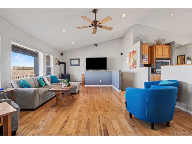 937 Snow Lake Ct, Watkins, CO 80137