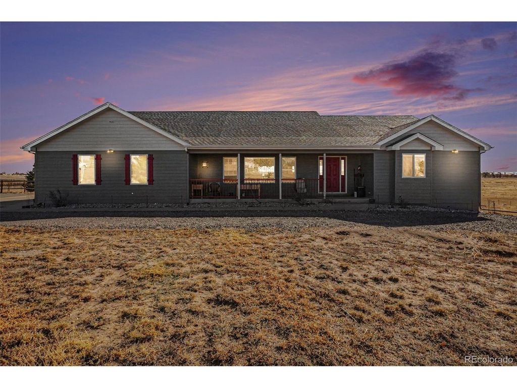 937 Snow Lake Ct, Watkins, CO 80137