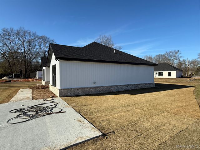 122 Carr Street, Tallassee, AL 36078