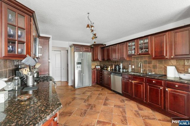 200 Old Palisade Road 5E, Fort Lee, NJ 07024