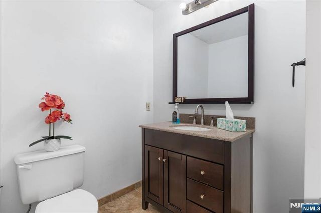 200 Old Palisade Road 5E, Fort Lee, NJ 07024