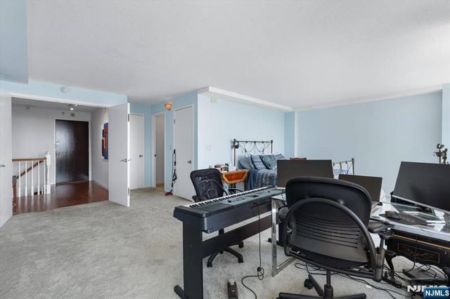200 Old Palisade Road 5E, Fort Lee, NJ 07024