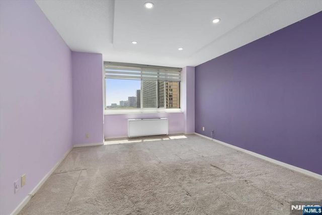 200 Old Palisade Road 5E, Fort Lee, NJ 07024