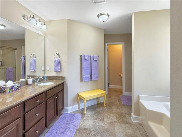 8296 Randall Drive, Navarre, FL 32566